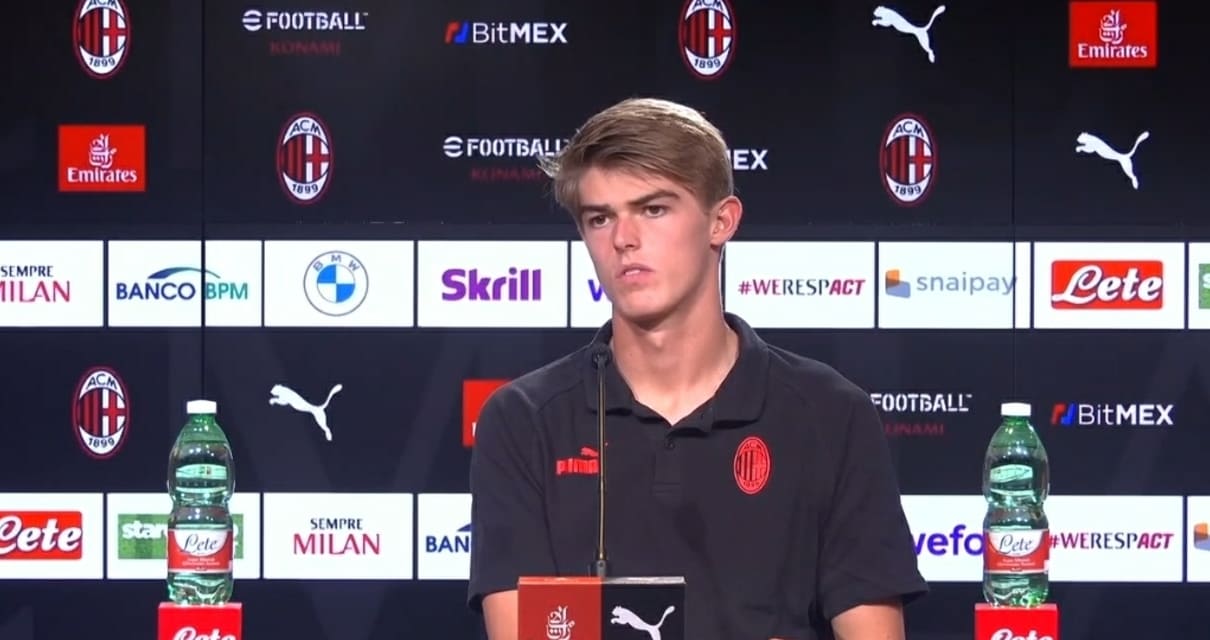 Milan: la conferenza stampa di presentazione di De Ketelaere