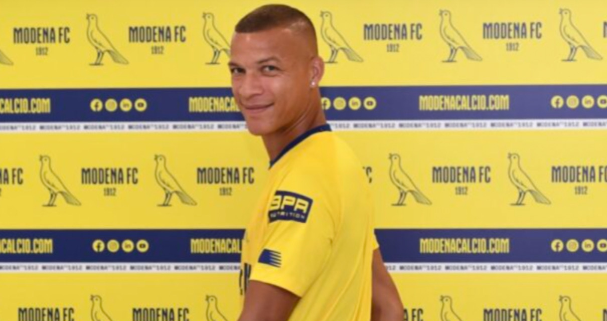 Modena: ufficiale De Maio, doppia operazione col Vicenza
