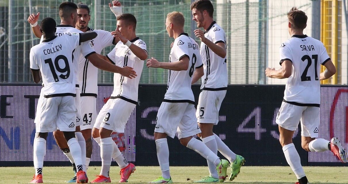 Spezia: ufficiale il rinnovo di Salva Ferrer