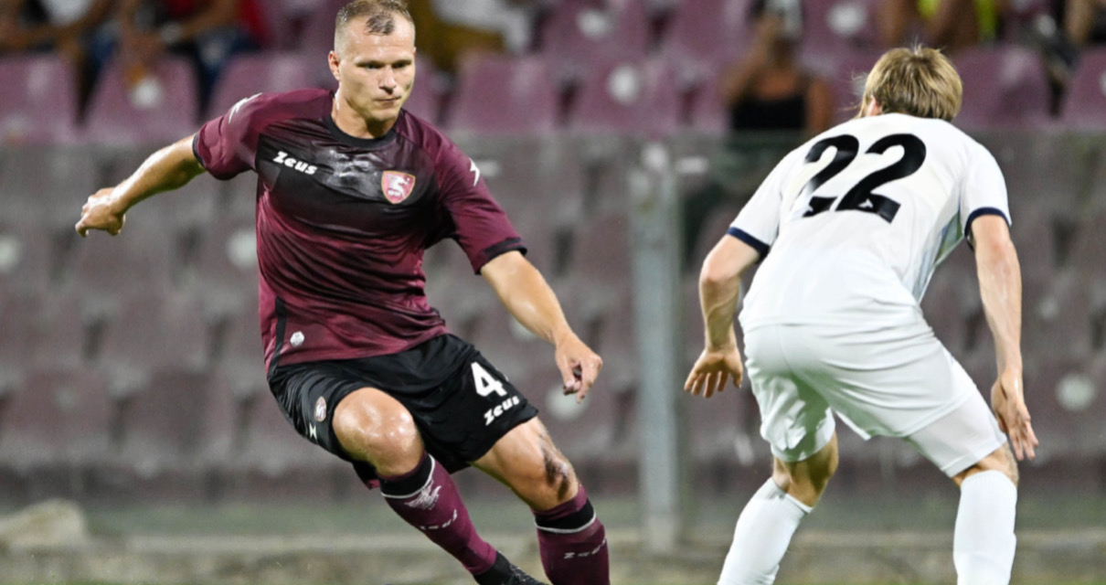 Salernitana: infortunio per un difensore, l'esito degli esami