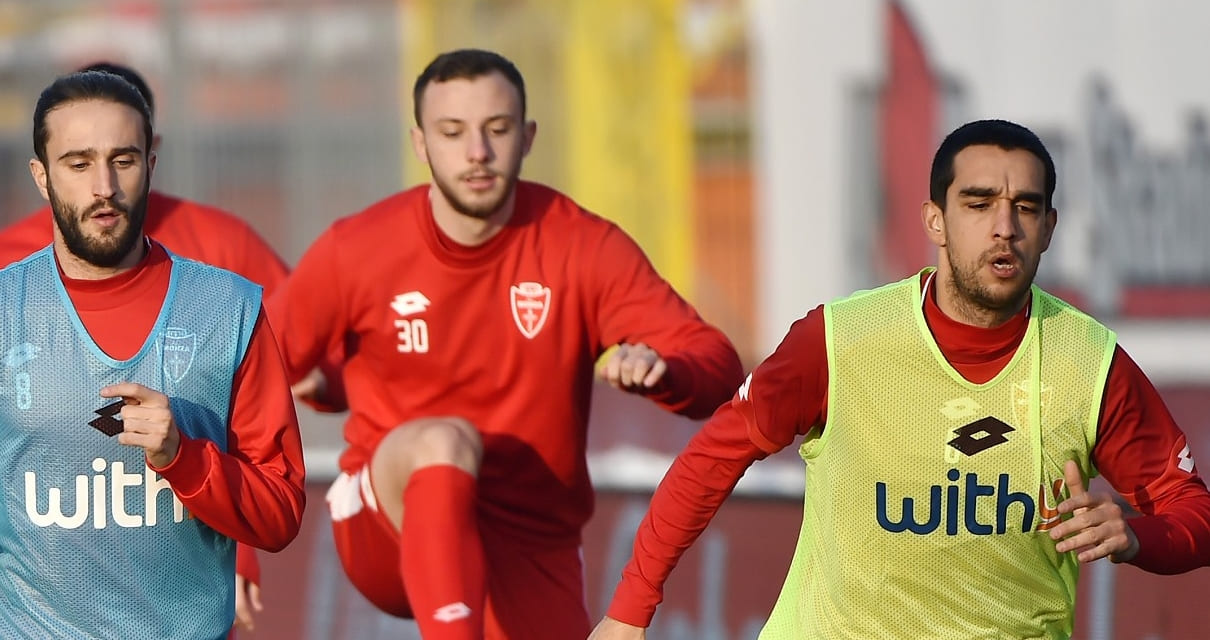 Monza in campo per prepararsi alla sfida con la Ternana