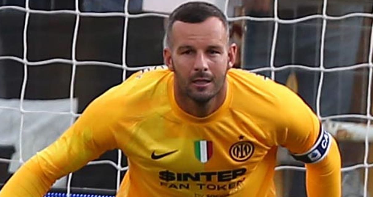 Inter: ufficiale il rinnovo di Handanovic