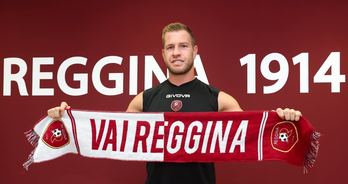 Reggina, ufficiale Gagliolo dalla Salernitana