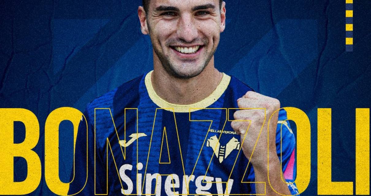Verona, ufficiale l'arrivo di Bonazzoli dalla Salernitana